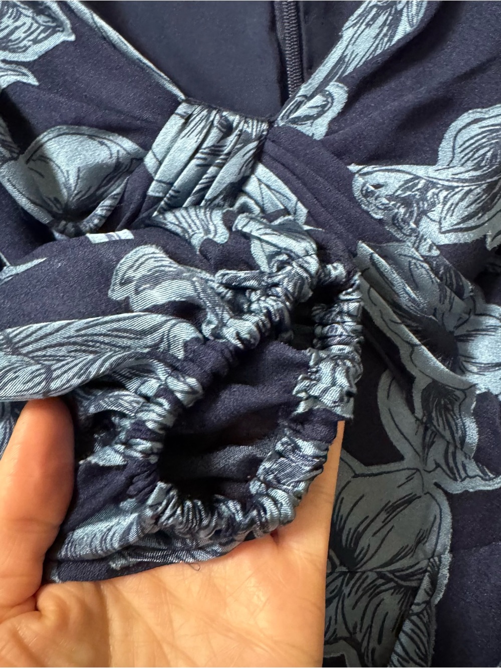 Theia Joslyn Bishop Sleeve Blue Floral Midi Dress NWOT - Picture 8 of 16